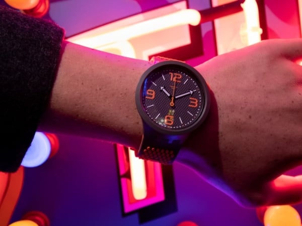 要玩就要玩大的！SWATCH 推出前衛 BIG BOLD 撼動街頭時尚 放肆佔領你的手腕