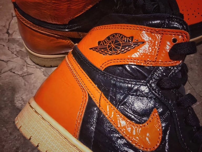 現在找代排還來的及！AIR JORDAN 1 扣碎 3.0 實體照出爐　網友：「要是發了，排隊規模不輸 YEEZY 啊！」