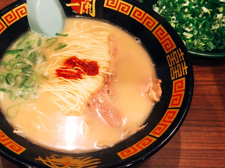 台北拉麵大比較！道地日本濃郁湯頭厚叉燒、推薦看這裡！