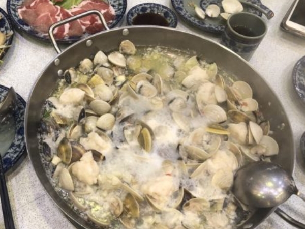 來去澳門深度美食旅!葡式蛋塔、豬扒包、咖哩魚蛋,這些街頭美食必吃無疑!
