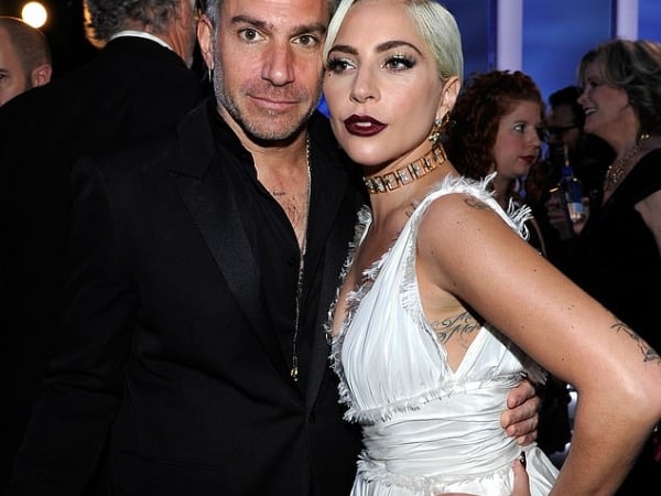 復仇者聯盟？Lady Gaga 前男友在布萊德利庫柏爆分手後　突然跑去點讚 Irina Shayk 照片！