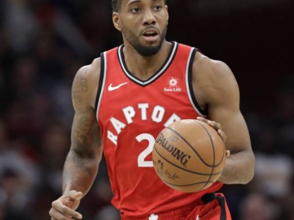 湖迷失望！傳 Kawhi Leonard 完全沒考慮加入湖人：「組三巨頭不是他的風格！」
