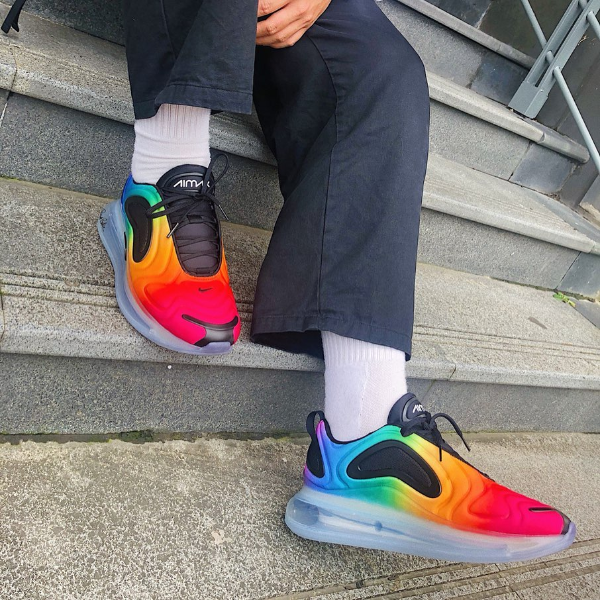 一起為同志發聲！Nike、adidas Orignals⋯都推出「彩虹」系列限定單品！