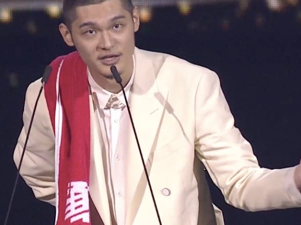 恭喜!Leo 王榮登歌王寶座:「最重要的是:我們愛寫什麼就能寫什麼!」