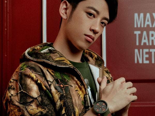 超強新星 - 陳慕搶先上手！ SWATCH BIG BOLD 系列，主宰街頭、帥度爆「錶」！