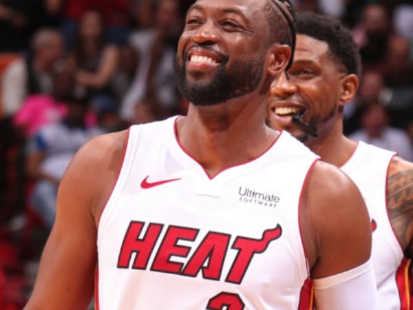 敢戲耍我?Wade 跟中國街球高手單挑遭對方挑釁 直接送一記麻辣火鍋讓他當場閉嘴!