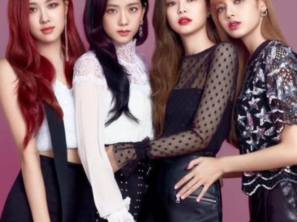 再度捕獲野生 BLINK！傑克葛倫霍自拍對嘴跟唱「Ddu-Du Ddu-Du」反應超萌！