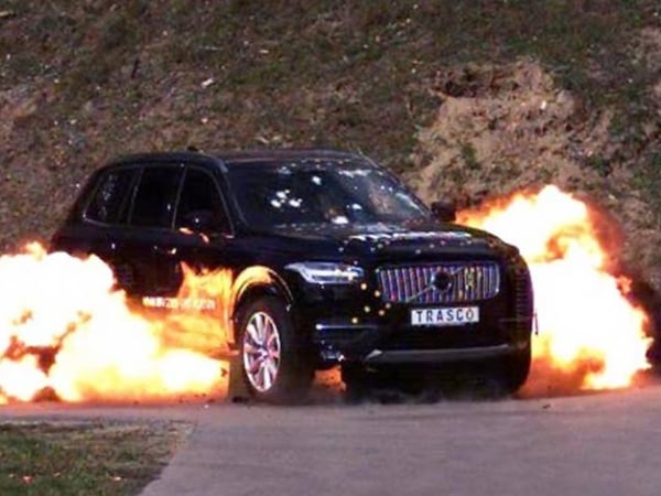 地雷炸、機槍掃射都不怕！Volvo 推出 XC90 防彈車系列　網友：只有 Volvo 能夠超越 Volvo