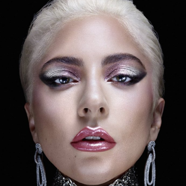 副業都比當歌手賺錢？Lady Gaga 霸氣宣告推出個人美妝品牌　來與蕾哈娜 Fenty 拚場！