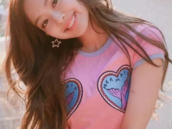 私服只用台幣 400 元！泫雅、 Jennie 都在瘋這些平價潮牌 今夏就一起 get 明星同款吧