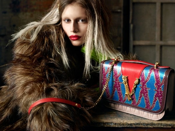 Versace2019 秋冬形象 奢華、搖滾 並存的設計美學