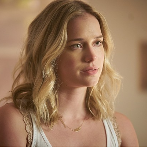 一秒變鬼片？潘巴奇利爆料女主角 Beck 確認回歸《安眠書店》第二季！