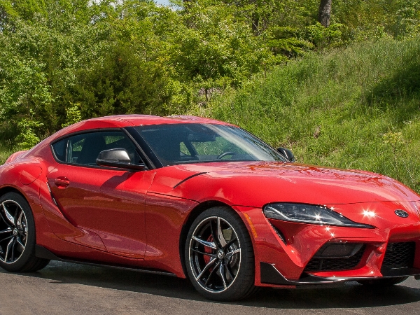 心痛到爆！全新 6 台「牛魔王」Toyota Supra 遇上車禍　車主等候多時的新車直接拿去報銷！