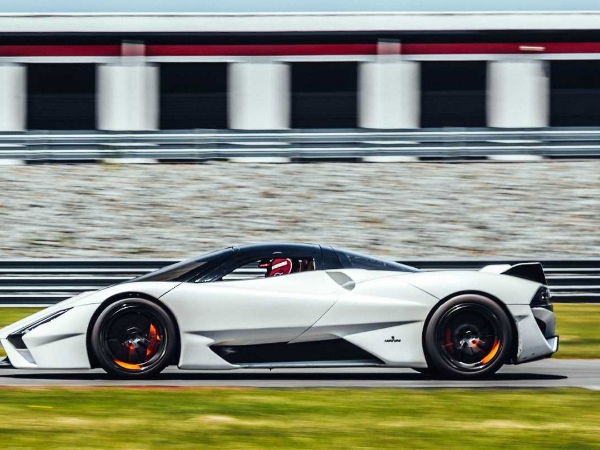 最速量產車之王將換人？美國千匹超跑 SSC Tuatara 即將問世直接挑戰山豬王 Bugatti　