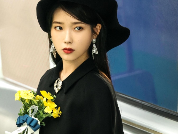 IU 替鬼魂辦事的出差唇、愛上男主角的戀愛唇！《德魯納酒店》 4 種「情境唇妝心機畫法」秘訣大公開！