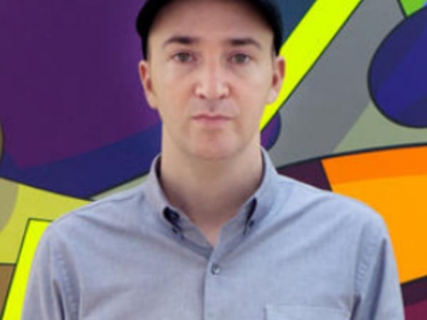 KAWS 15 年前絕版作品將開賣,卻遭 KAWS 本人打臉「那其實只是展覽海報,不是我的限定畫作」