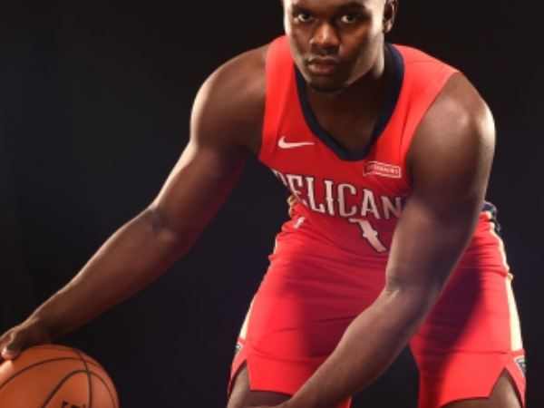 NBA 新秀用「球鞋嗆聲」，「怪物新人」Zion 上腳的還是普通狂而已！Yeezy、Off-White 全現身！