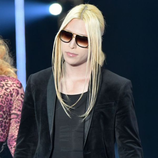 日本動畫精神不能亡！「帝王級」牛郎 Roland 宣告將書籍所有重版版稅捐給京阿尼！