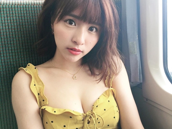 峮峮《一見峮心》美胸寫真遭網瘋傳　心血被糟蹋她淚喊：將開始蒐證，不要再轉了！