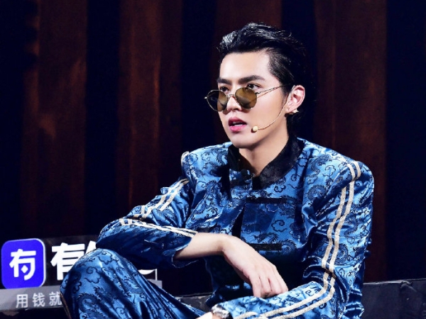 《中國新說唱2》吳亦凡 Autotune 再次「開好開滿」！ 崩壞身形意外成焦點， 網友：衣服都快撐爆了...