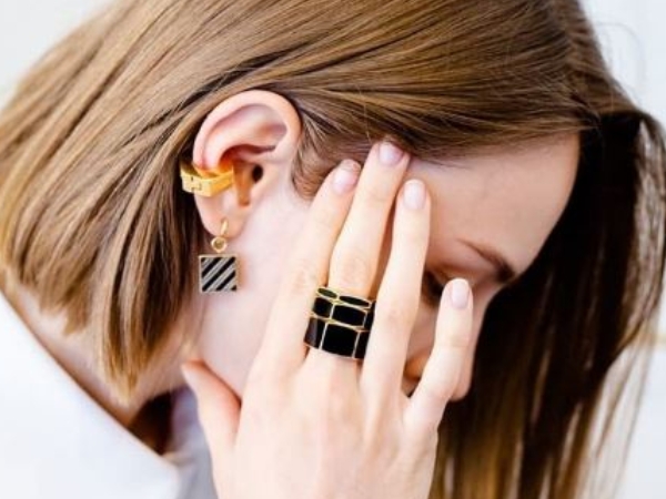 這些珠寶都好帥！Off-White、Cartier...10 款潮妹必戴「高 CP 值個性珠寶」一秒掰彎男友！