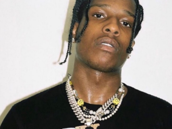 還在模仿饒舌歌手戴金鍊？！A$AP ROCKY、黃鴻升跟你說「這三款」項鍊才是男生重點！