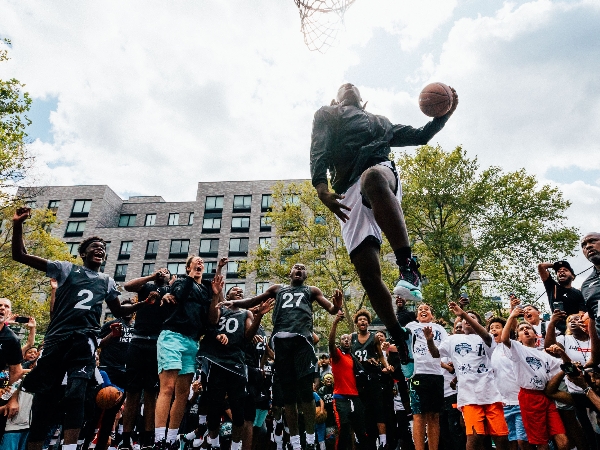號稱有史以來最輕籃球鞋 Air Jordan 34 釋出！Zion Williamson 搶先上腳炸扣籃框