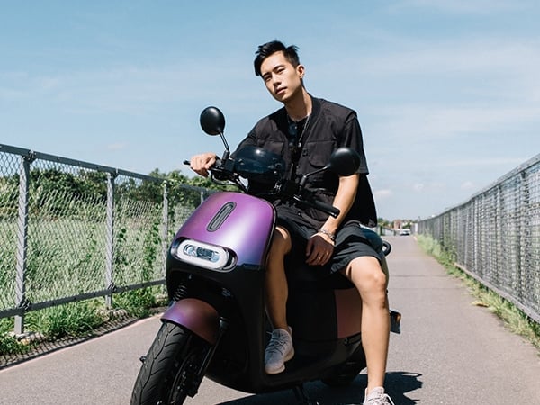 這次不開箱球鞋！全新《「機」餓份子》 XIN 親身實測：「我要的就是與眾不同的低調！」