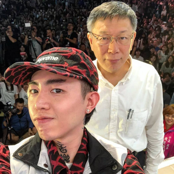 〈怪怪的〉之後再開金口！柯文哲、謝和弦釋出最新合作歌曲〈我不是台獨〉，網友：唱到心坎裡！