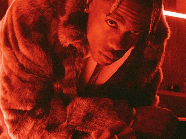 坐等漲價賺一波！Travis Scott《ASTROWORLD》演唱會週邊最值得入手的 10 件單品推薦