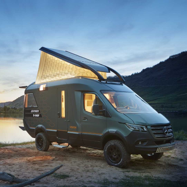 露營也能「樸實無華且枯燥」！德國打造「高級小套房」露營車，讓網友直呼：比我家還奢華！
