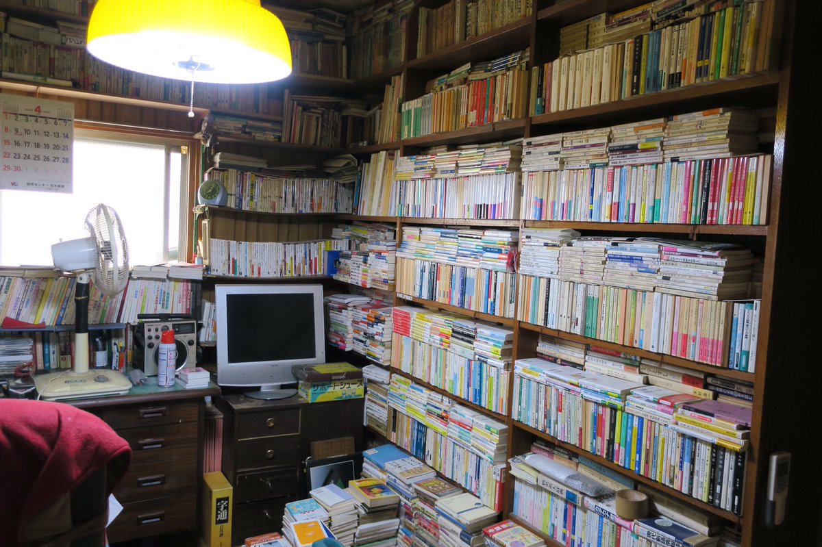 日本網友整理「愛看書」逝世叔父的住家遺物,多到誇張令網友直呼:這根本是書蟲天堂!