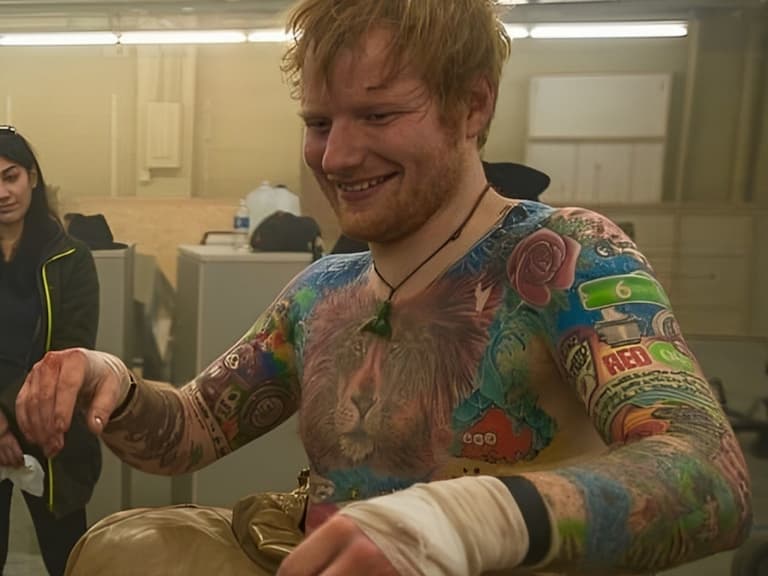 紅髮艾德 EdSheeran 刺青審美太差，遭刺青師吐槽：「害我流失客戶！」