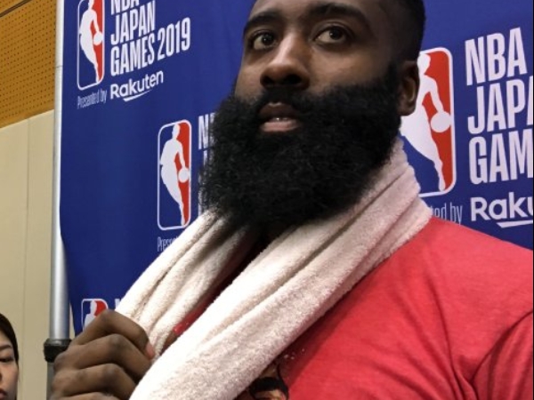 「我們都愛中國！」Harden 替火箭總管「挺香港」發言公開道歉，中國球迷：我們都是登粉！