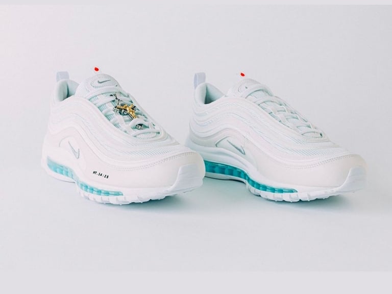 AIR MAX 97 x MSCHF "耶穌" 特別定製款　要價 40,000 台幣卻被秒殺！炒價飆到...？