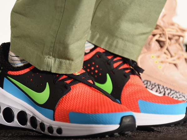你跑步還再慢嗎？NIKE 推出最新科技要包覆你的腳到極致　落地時的緩衝機能叫你瞬間愛上
