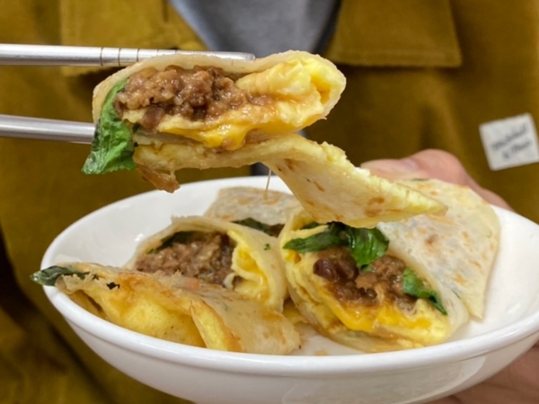 【吃貨出任務】蛋餅裡面居然包了滷肉？！編輯的早午餐口袋名單大公開，古亭必吃美食看這篇！