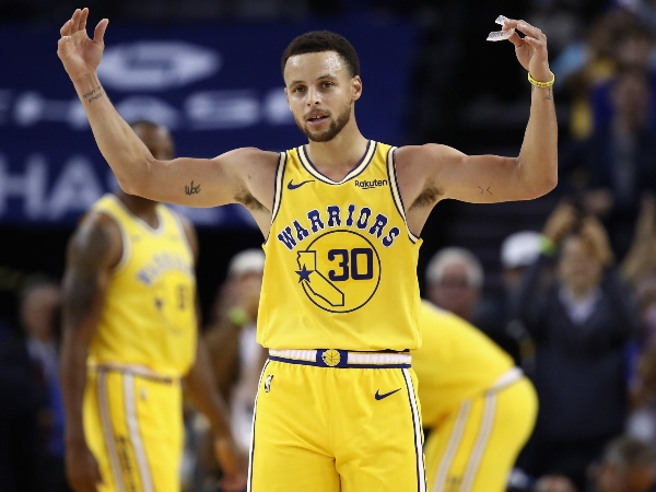 NBA 速報 ／ 被「籃球之神」給否定？喬丹評論 Curry 的實力：他是很強，但仍無法進入名人堂！