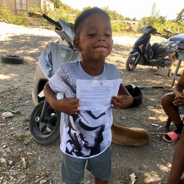 天賦無極限！多明尼加 4 歲小男童狂飆「超快速火球」太銷魂，網友熱議：我到底看了什麼！