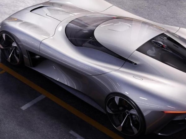 傑出的一手！Jaguar 首款「純電動」概念超跑亮相，酷炫外型搭配 1020 匹馬力你怎能不愛？