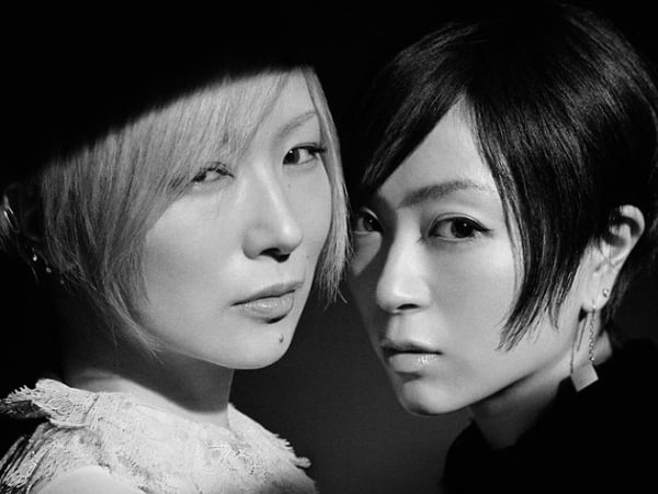 又一破天荒合作！椎名林檎 X 宇多田光新歌〈浪漫和算盤〉MV 曝光百合味滿滿 ！