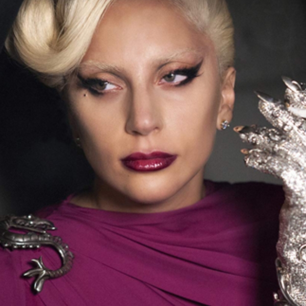 Lady Gaga 回歸電影圈，最新作品將飾演史上最惡名昭彰的「時尚黑寡婦」！