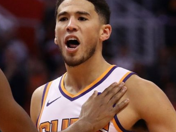 NBA 速報／不可思議！Devin Booker 狂轟 40 分命中率將近 8 成，太陽賞給 76 人本季首敗！