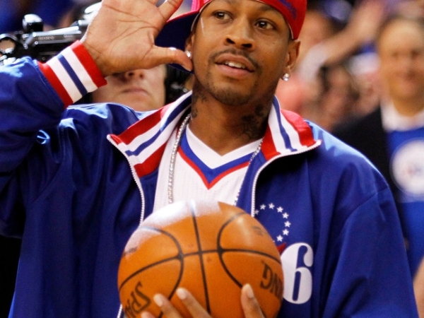 Curry 也上榜！NBA 傳奇球星 Allen Iverson 心目中「歷史最強 5 人」名單出爐
