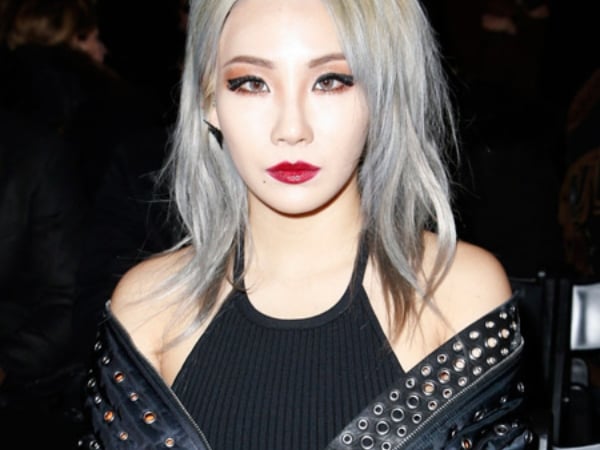 心意已決！ CL 確定與 13 年老東家分手！YG 娛樂：「公司已與旗下藝人 CL 終止專屬合約。」