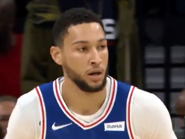 NBA 速報／這什麼情形？Tristan Thompson 連續命中 2 顆三分球，Ben Simmons 在一旁顯得超尷尬⋯