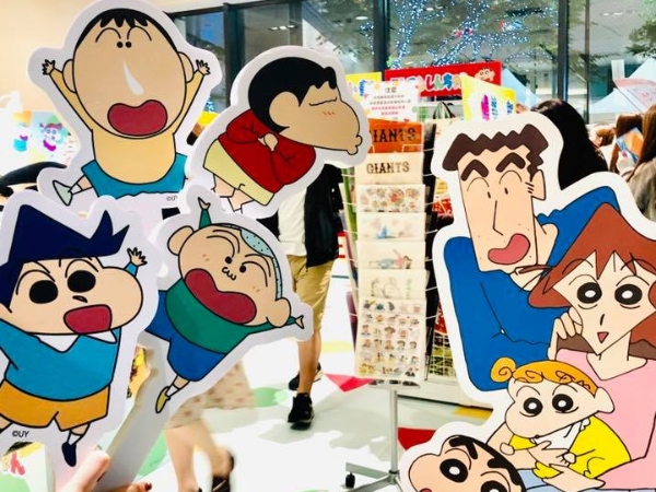「蠟筆小新快閃店」強勢回歸！《冰雪奇緣》、《卡娜赫拉的小動物》也來搶錢，粉絲：「荷包已哭呦」