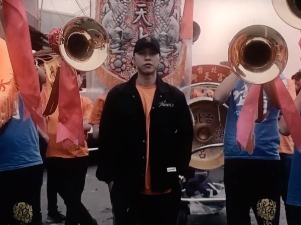 這台味我可以!頑童小春+李英宏新歌釋出!老鄉:抒情的春哥我第一次看到⋯