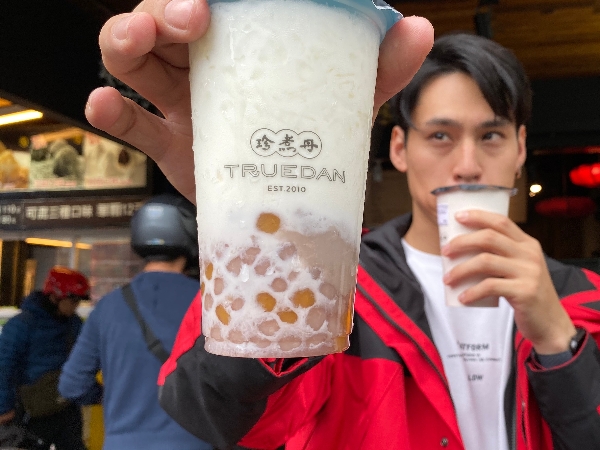 【吃貨出任務】「芋」罷不能! 4 款季節限定芋頭飲品大亂鬥,萬波 、珍煮丹、CoCo 誰才是王者?