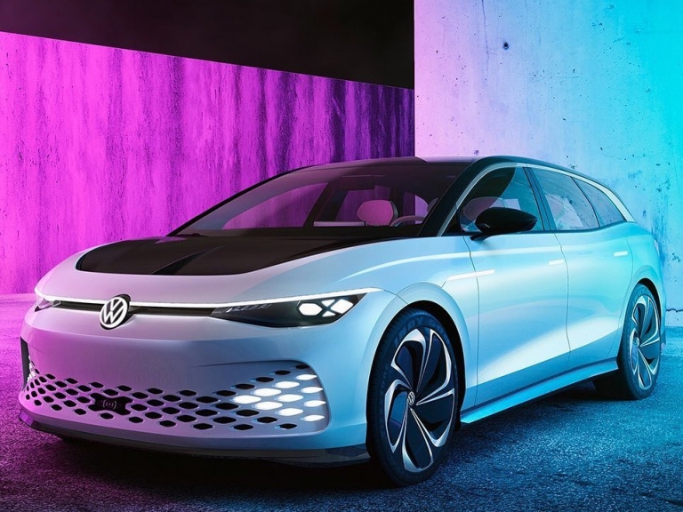 未來車上路！福斯推出電動車 Space Vizzion，揭開新時代旅行車的序幕！